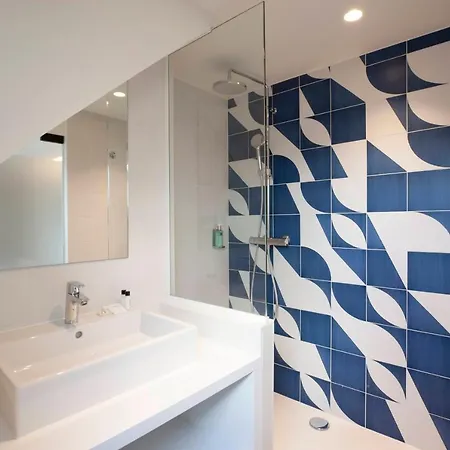 The Shepherd 3* Λουβέν