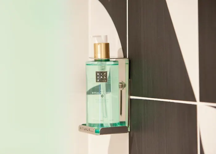 The Shepherd Louvain